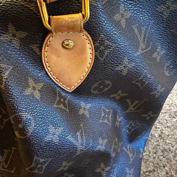 Louis Vuitton Monogram Palermo MM - Picture 4 of 11